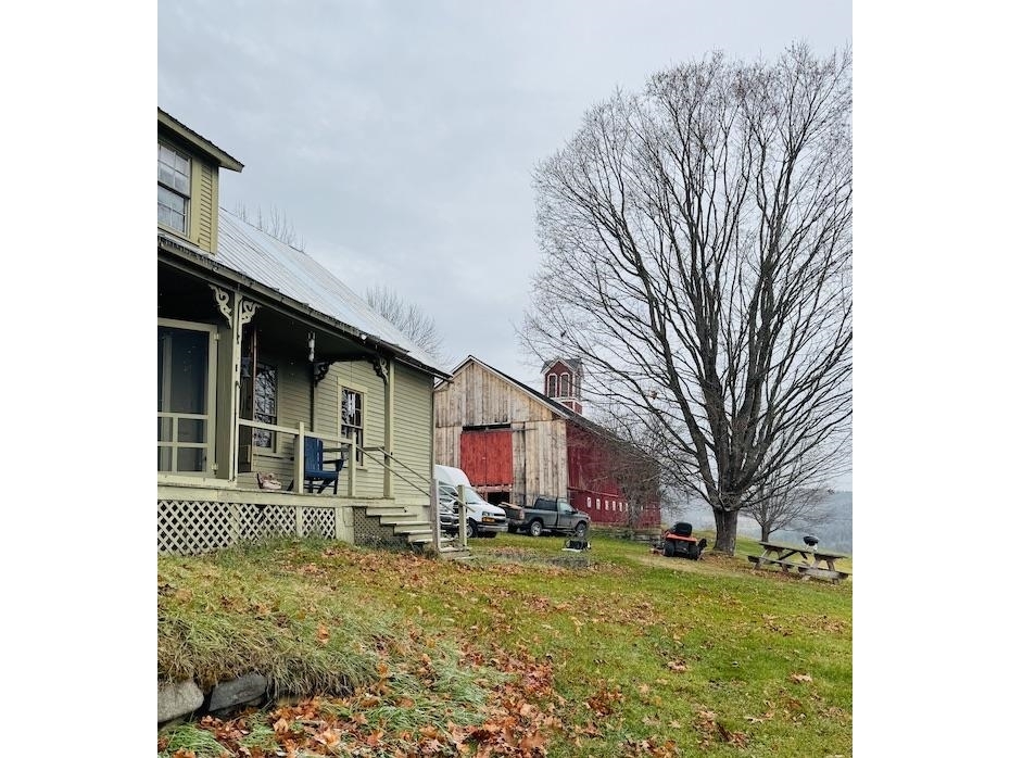762a McLaren Hill Road