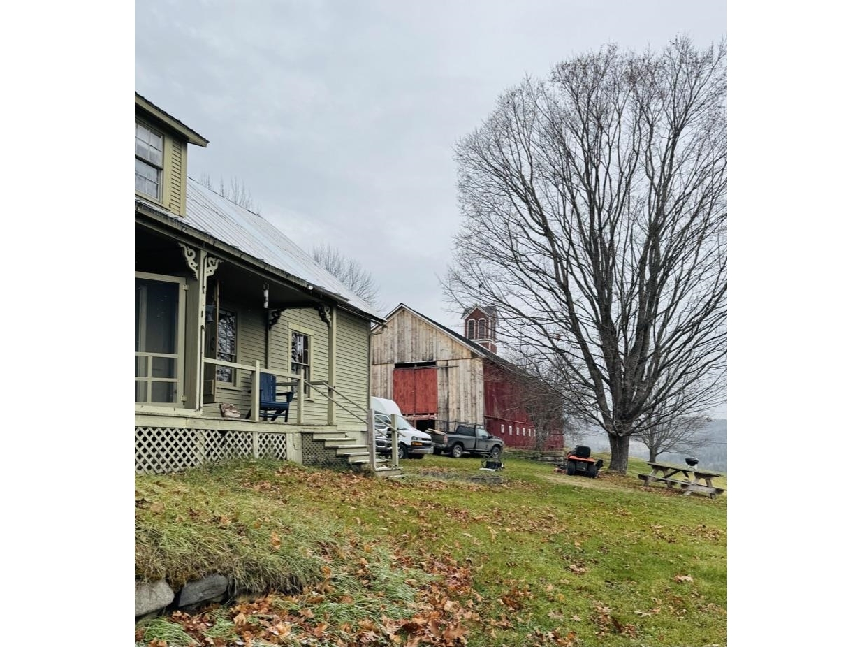 762a McLaren Hill Road