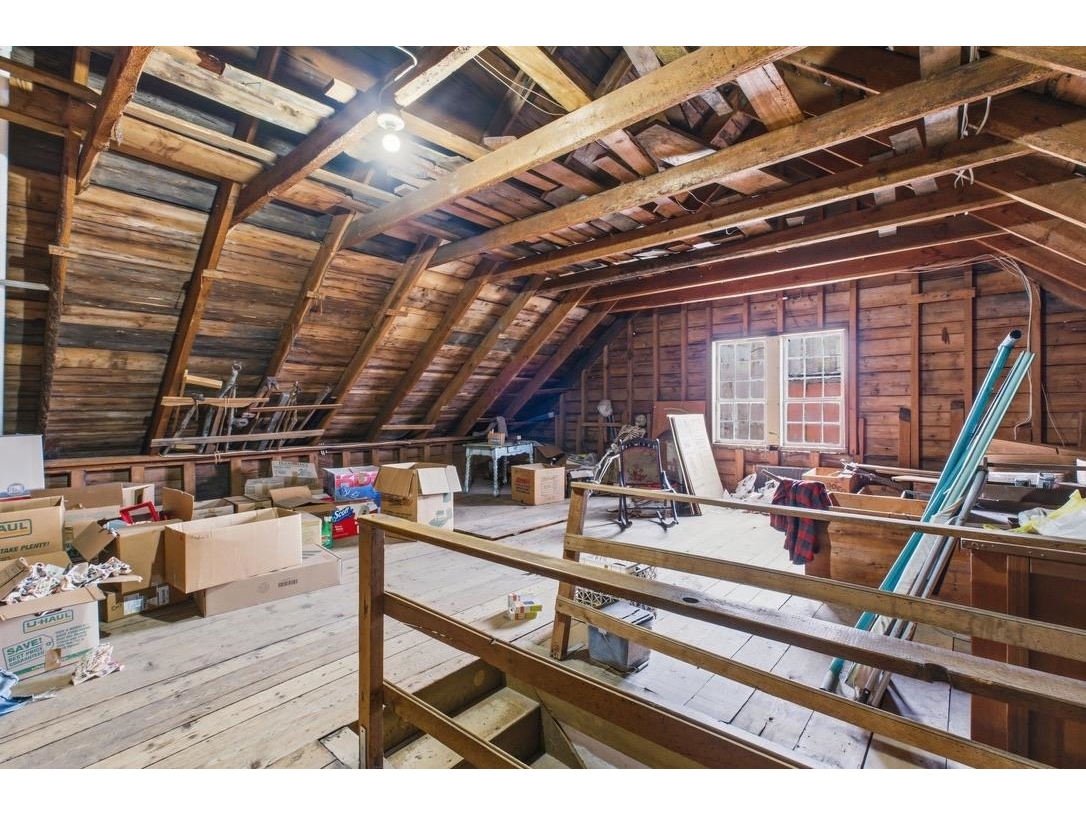 762a McLaren Hill Road