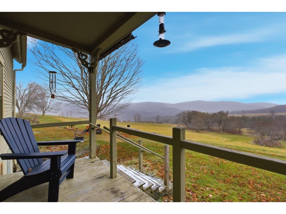 762a McLaren Hill Road