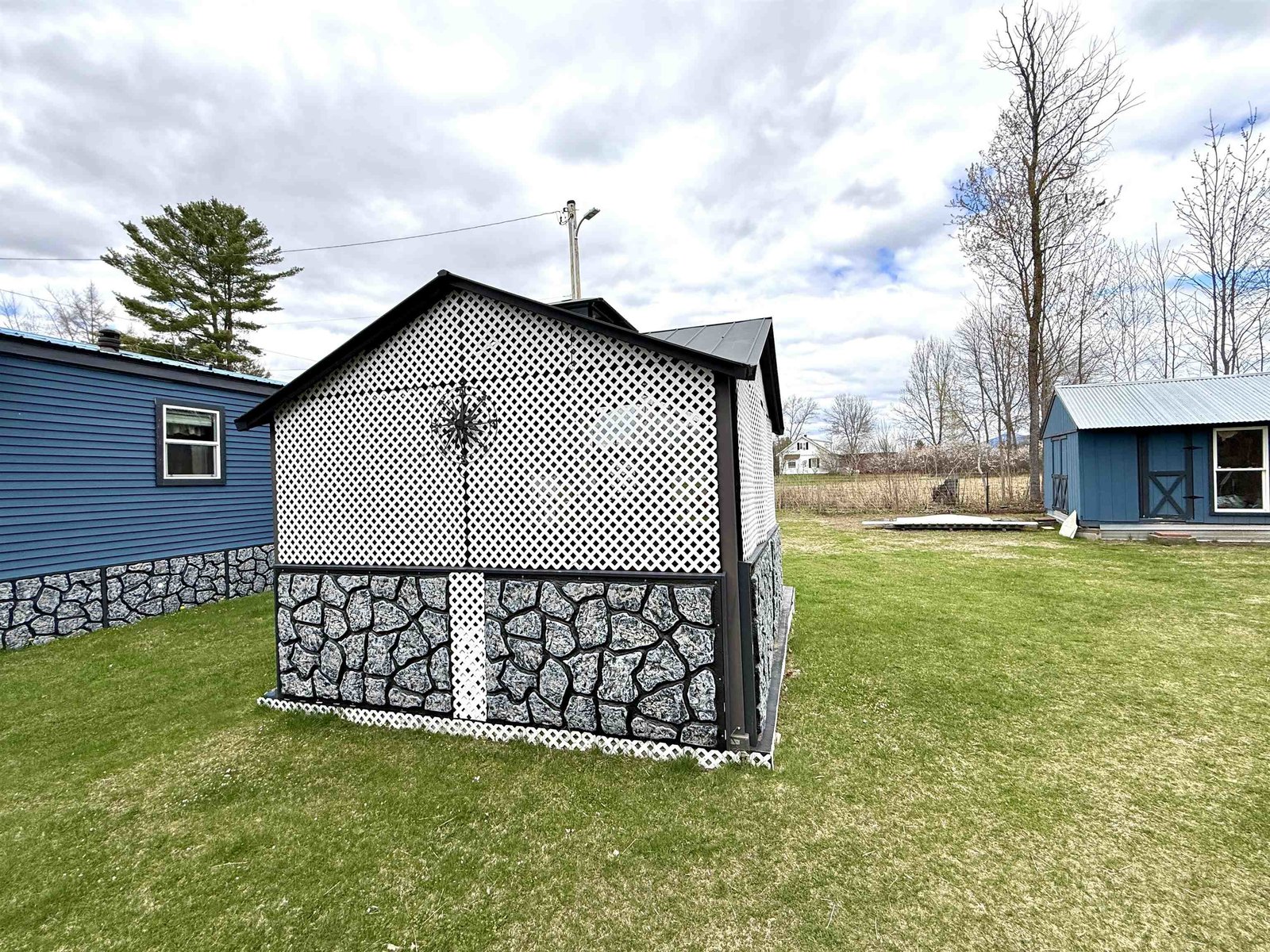 Gazebo  (with electricity)