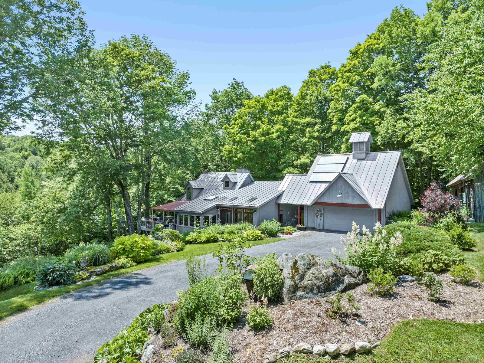 769 West Hill Road Warren