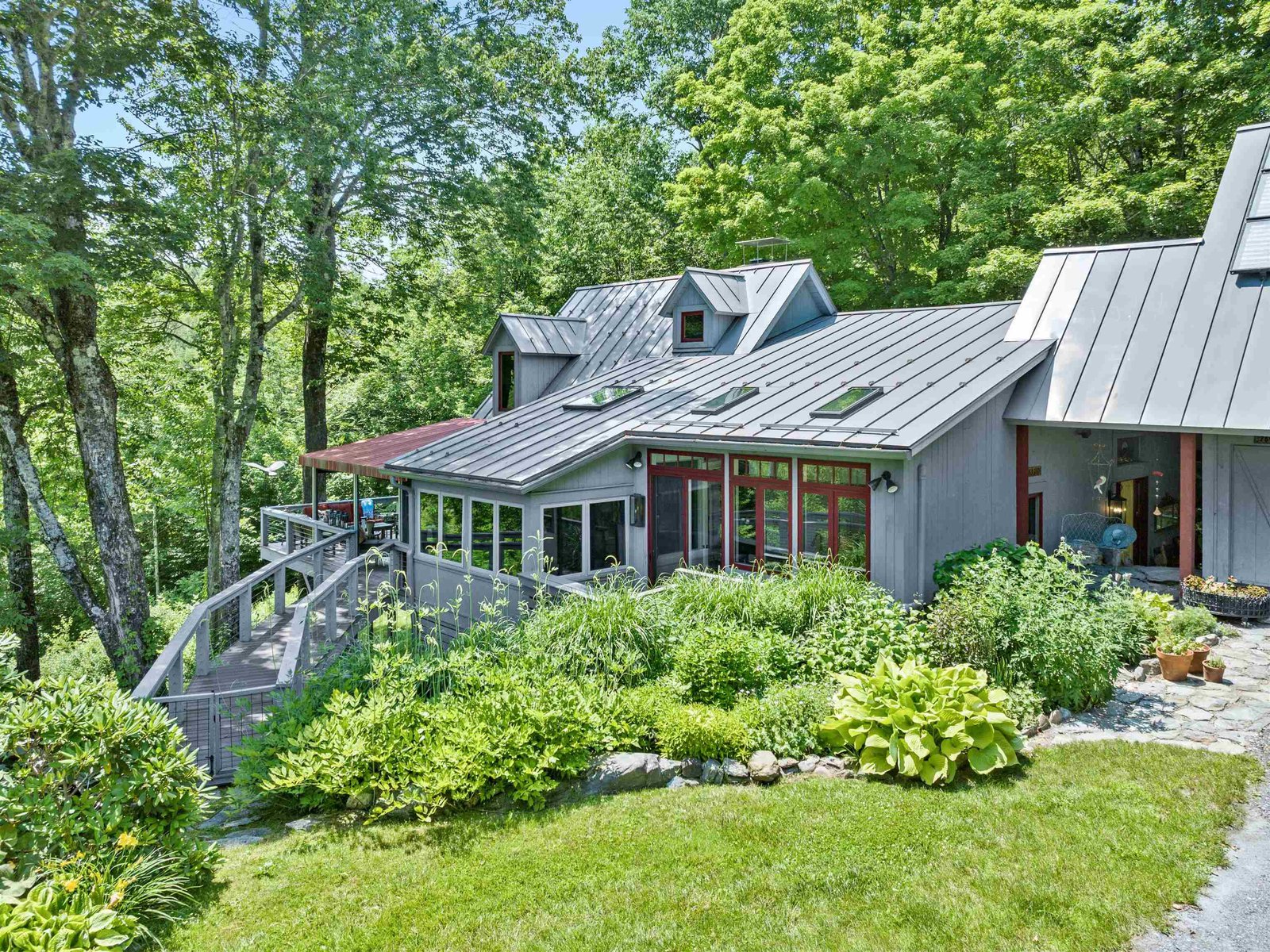 769 West Hill Road