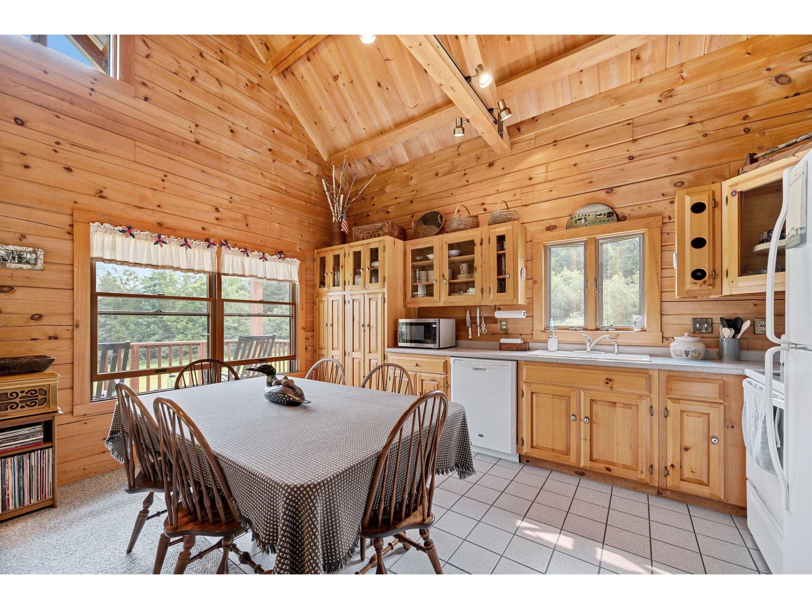 Guest house eat in kitchen