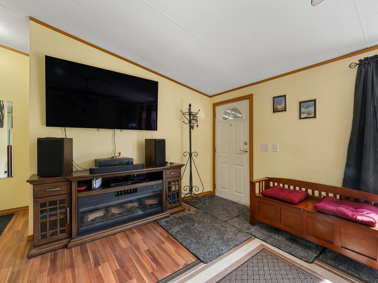 77 Ash Lane