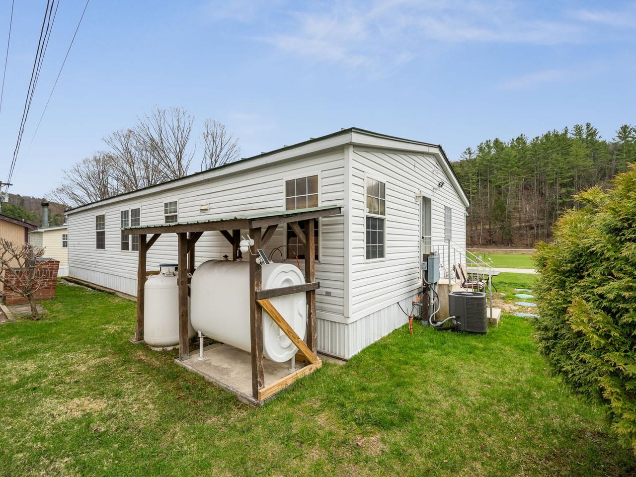 77 Ash Lane