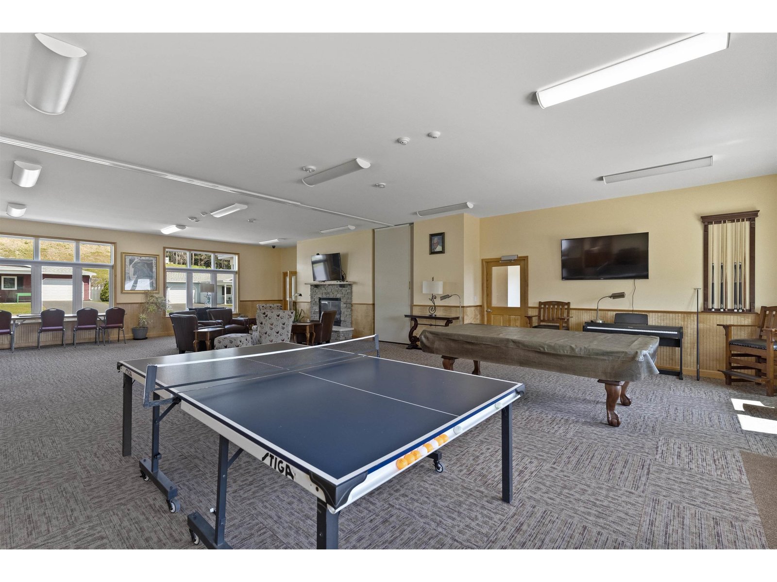 77 Buttonwood Drive