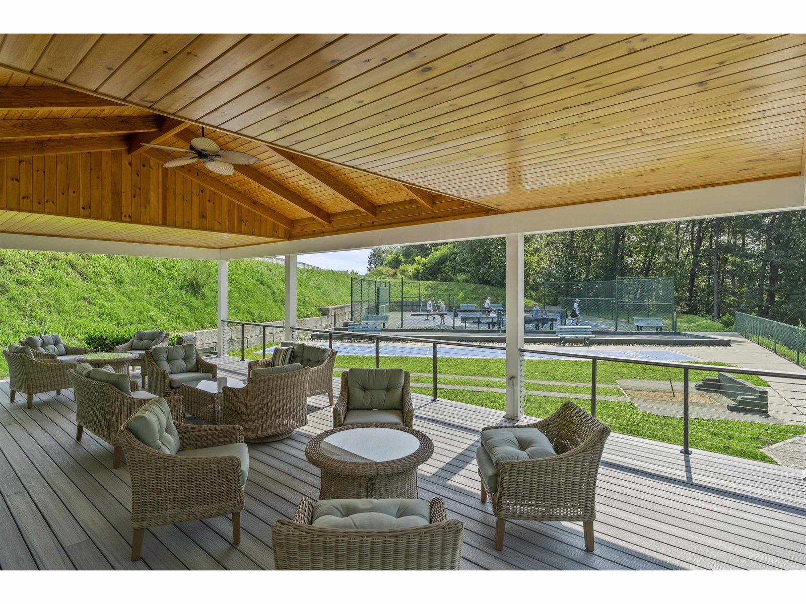 77 Buttonwood Drive