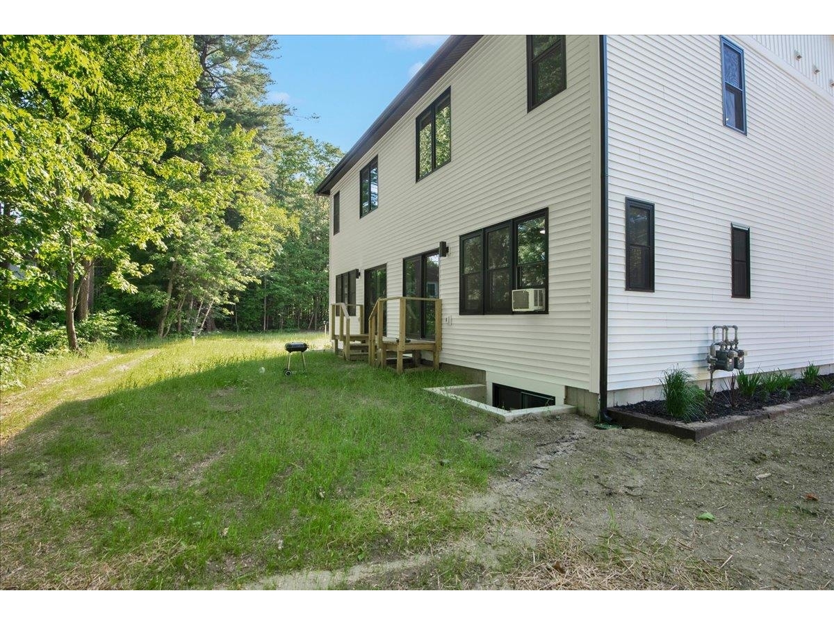 77 Colchester Point Road