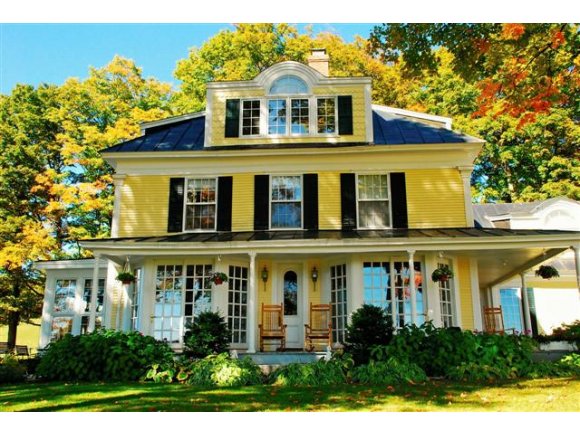 77 Maple Lane, West Glover
