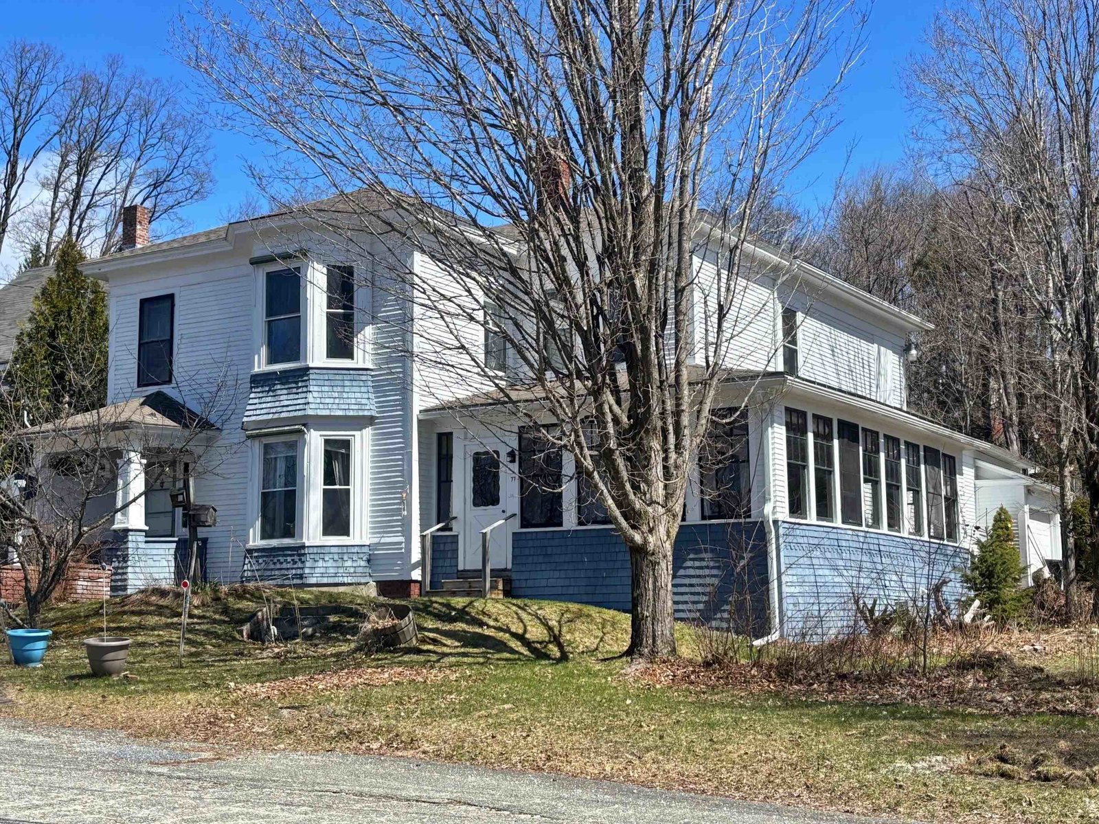 77 Maple Street