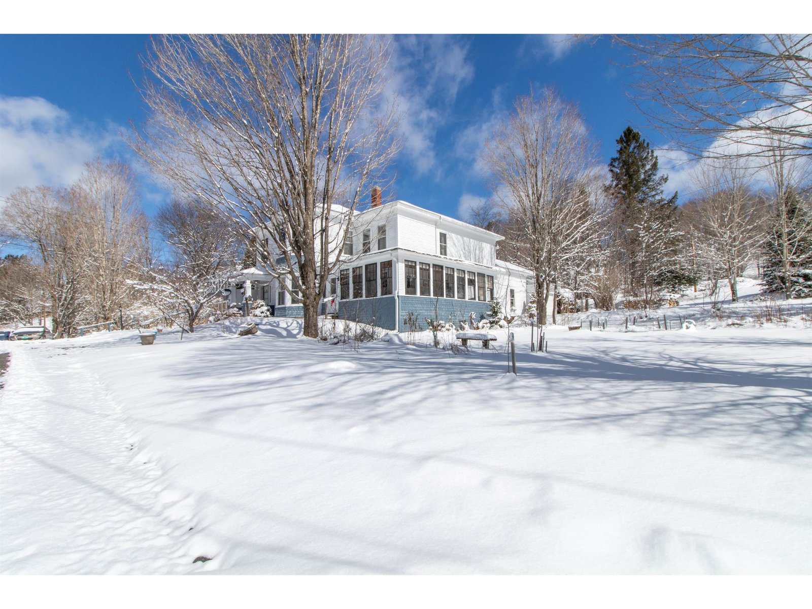 77 Maple Street