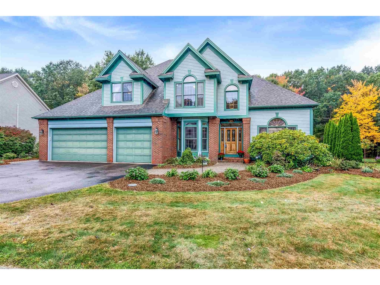 77 Overlake Drive