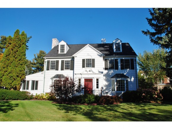 77 Overlake Park