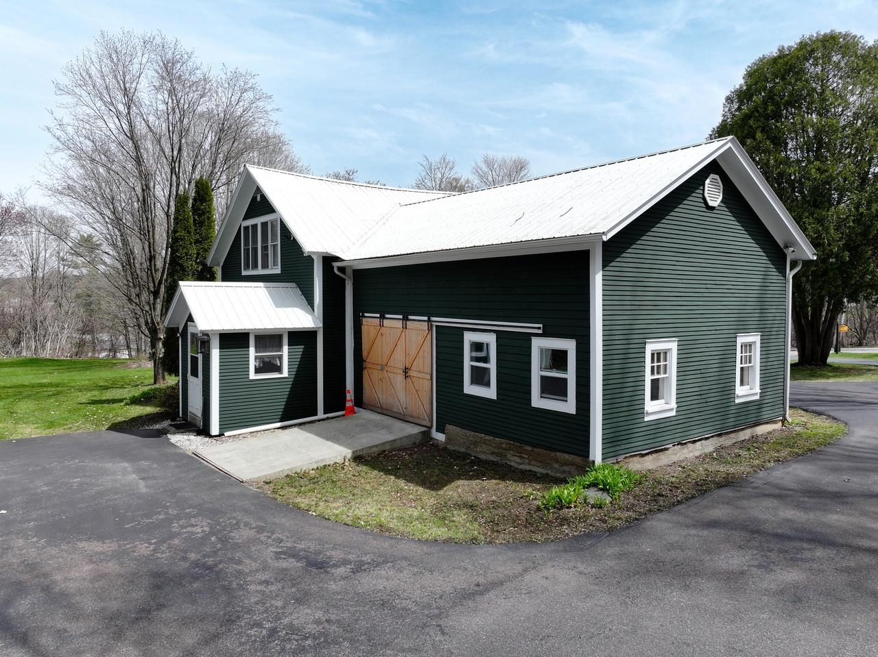 77 River Street