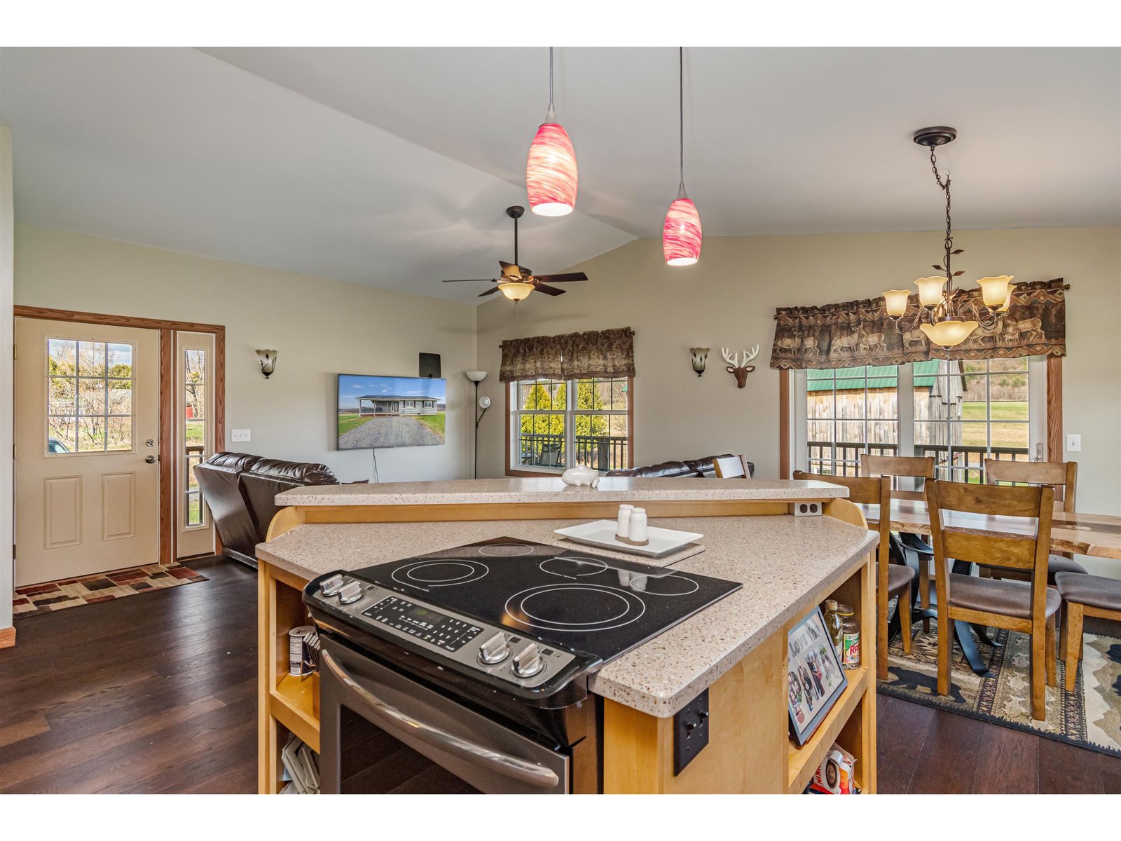 770 Buck Hollow Road