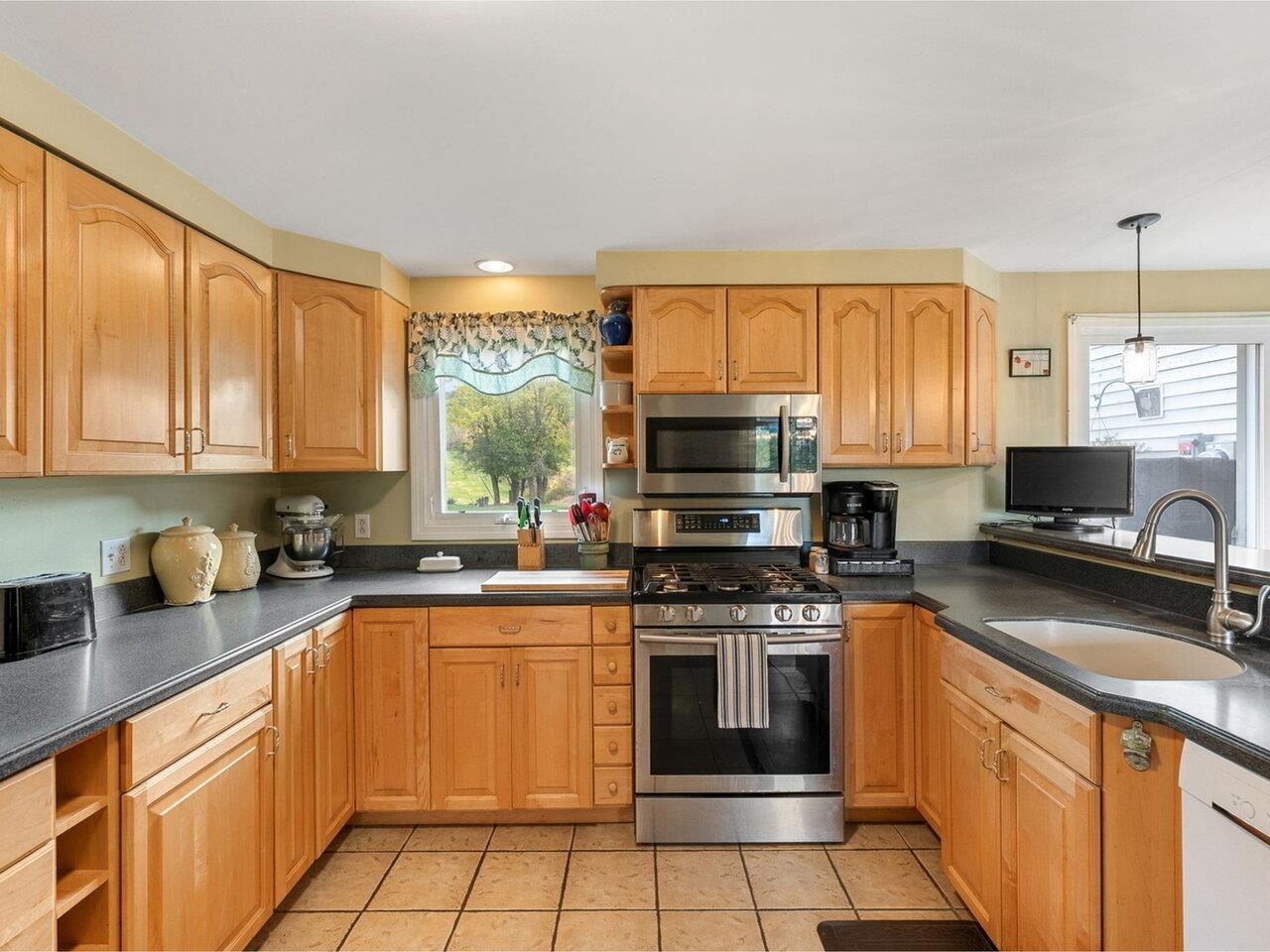 771 Robinson Road