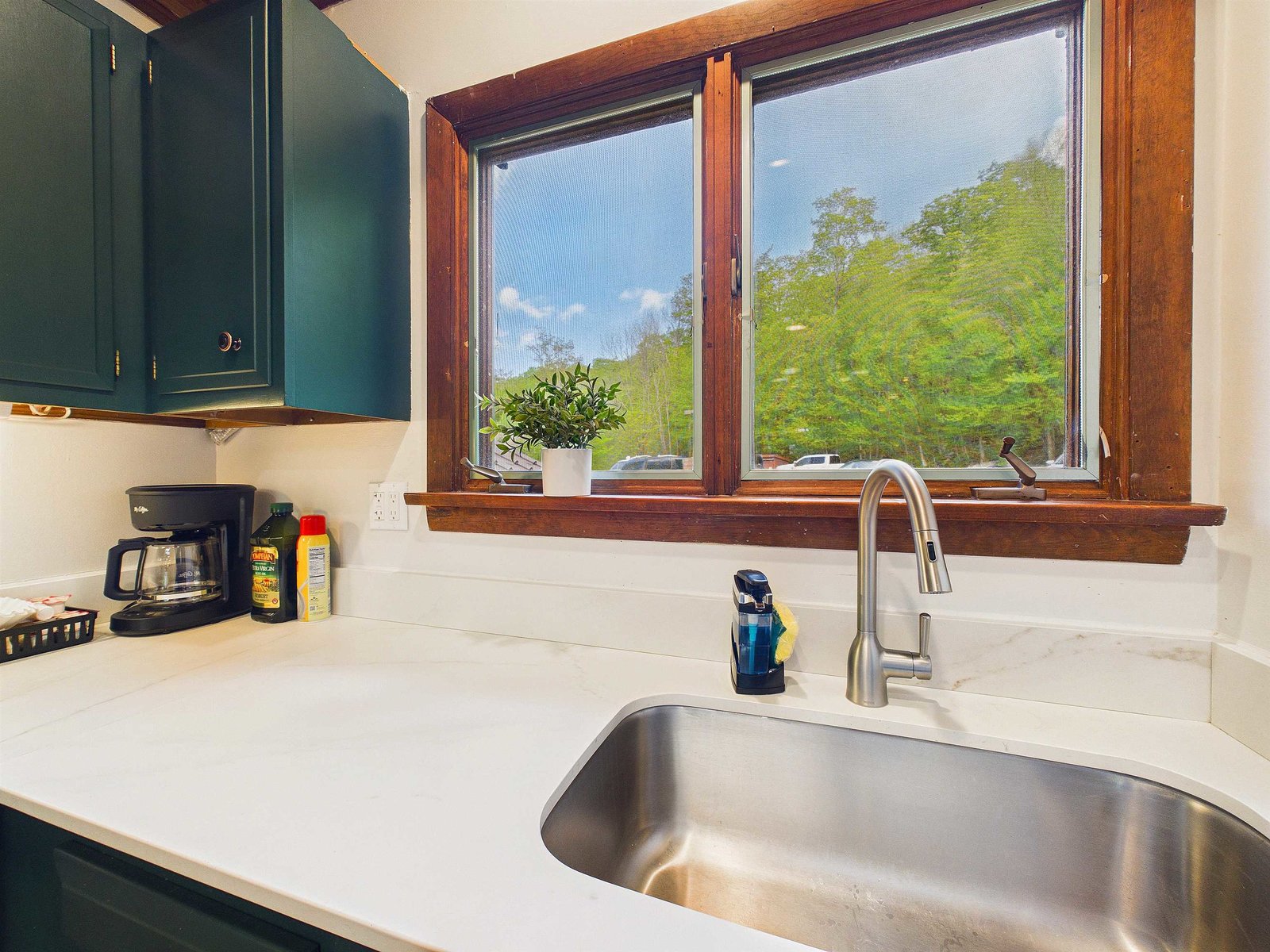 774 East Mountain Road, Unit E6