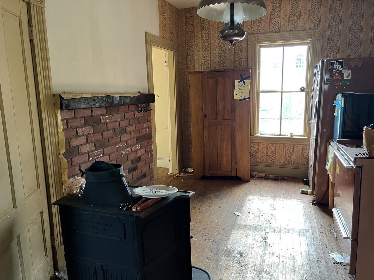 Kitchen Wood Stove Hook-Up