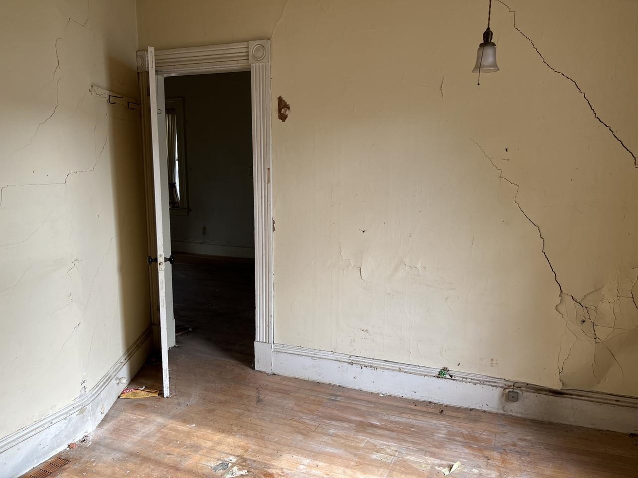 Office/Flex Space Off Kitchen