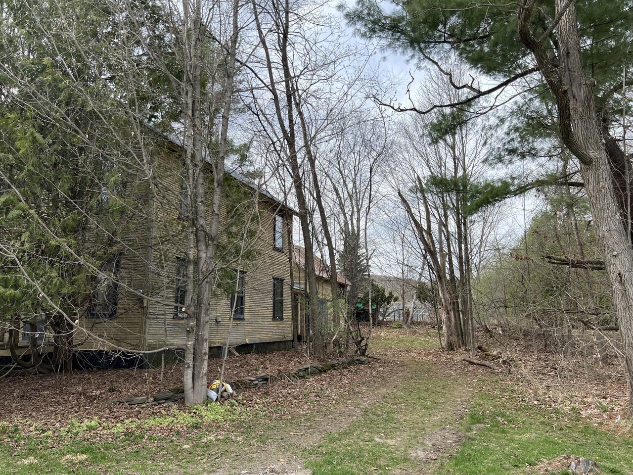 .25 Acre Lot