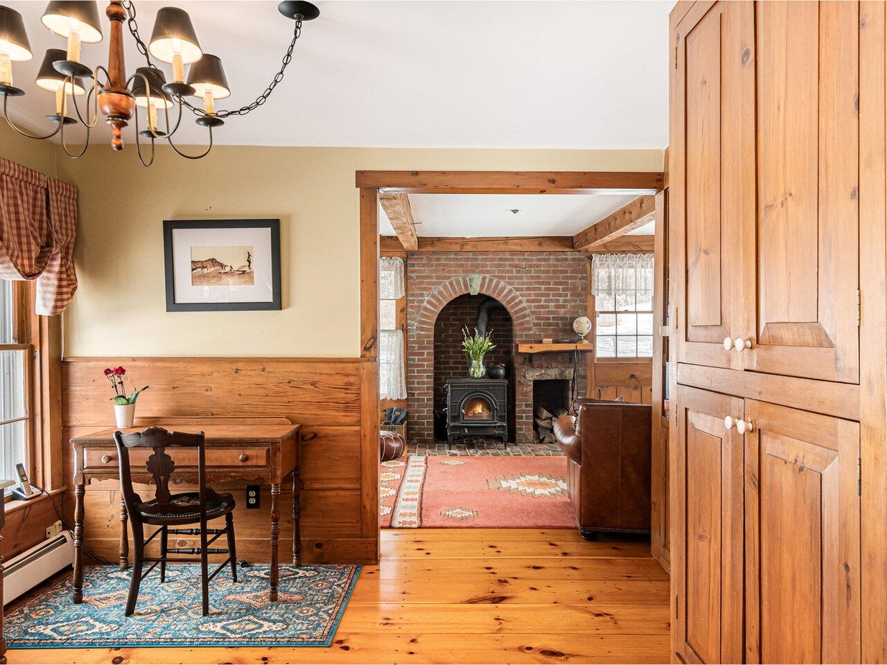 Dining room off kitchen