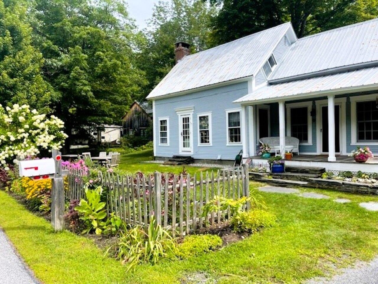 Perennial gardens galore!