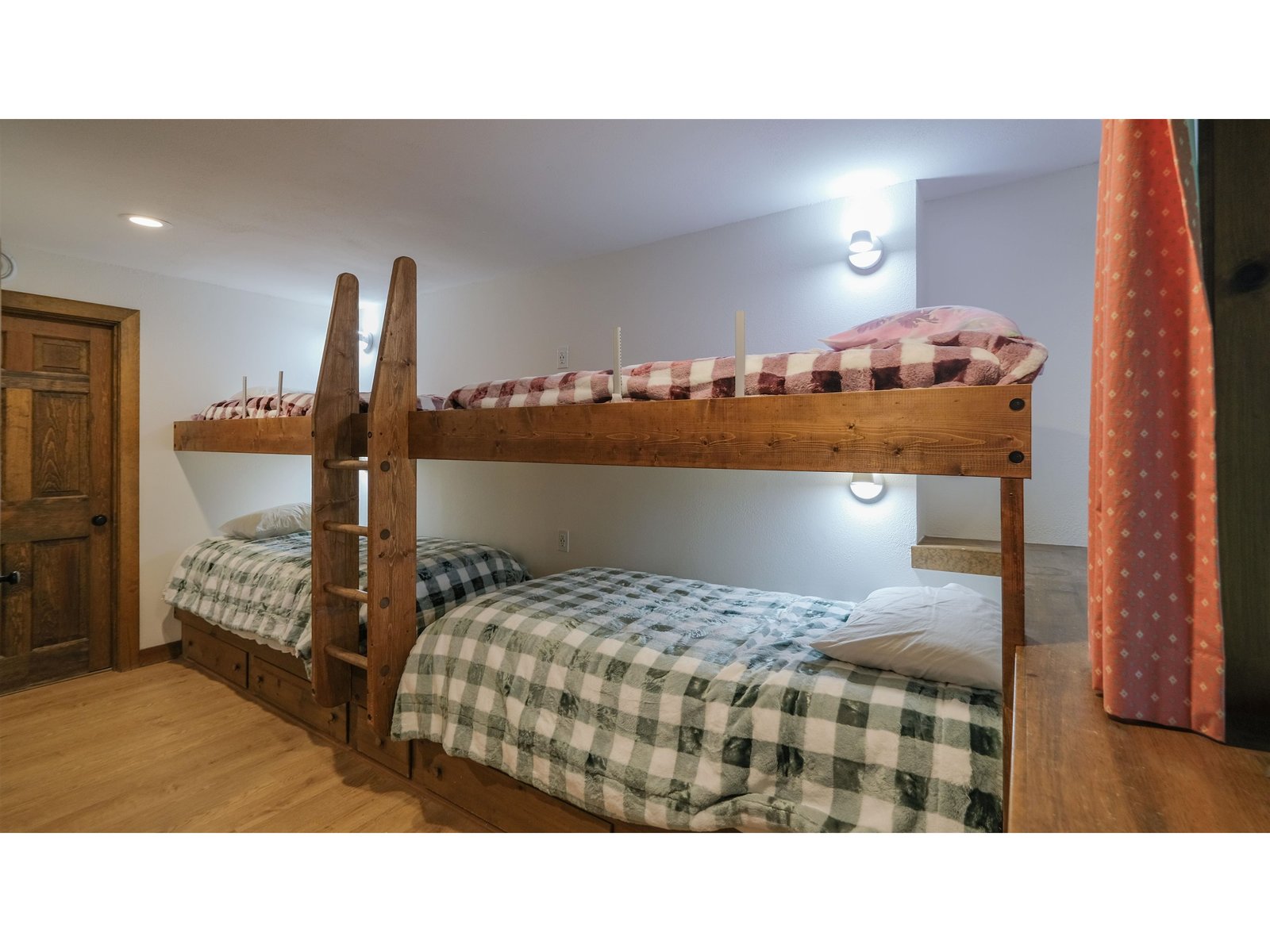 Bunkroom on lower level
