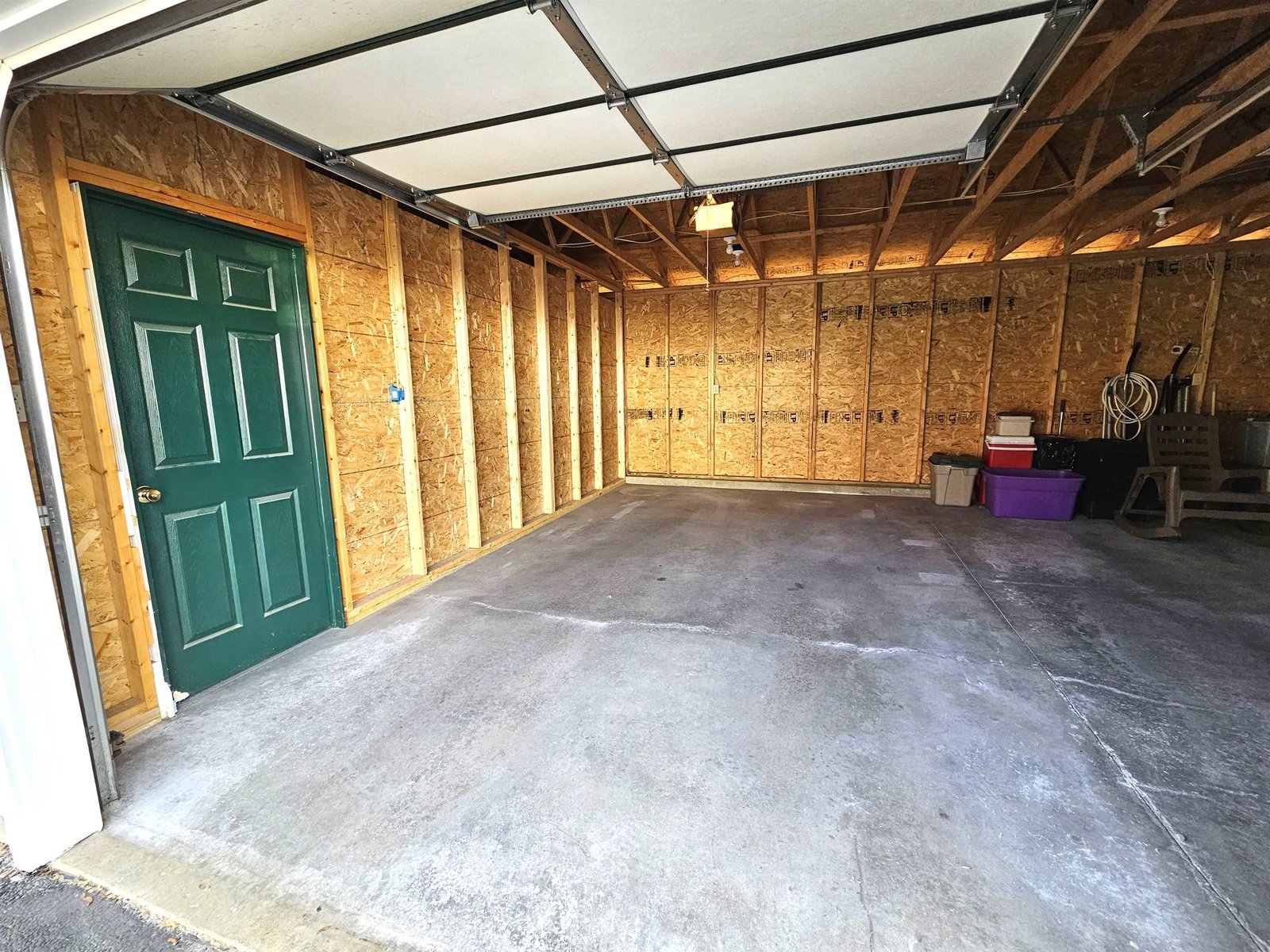 Garage (11'6x20')