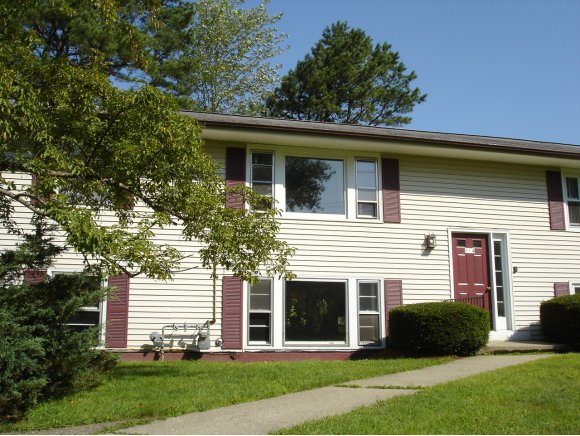 78 Sand Hill Rd, Unit 3