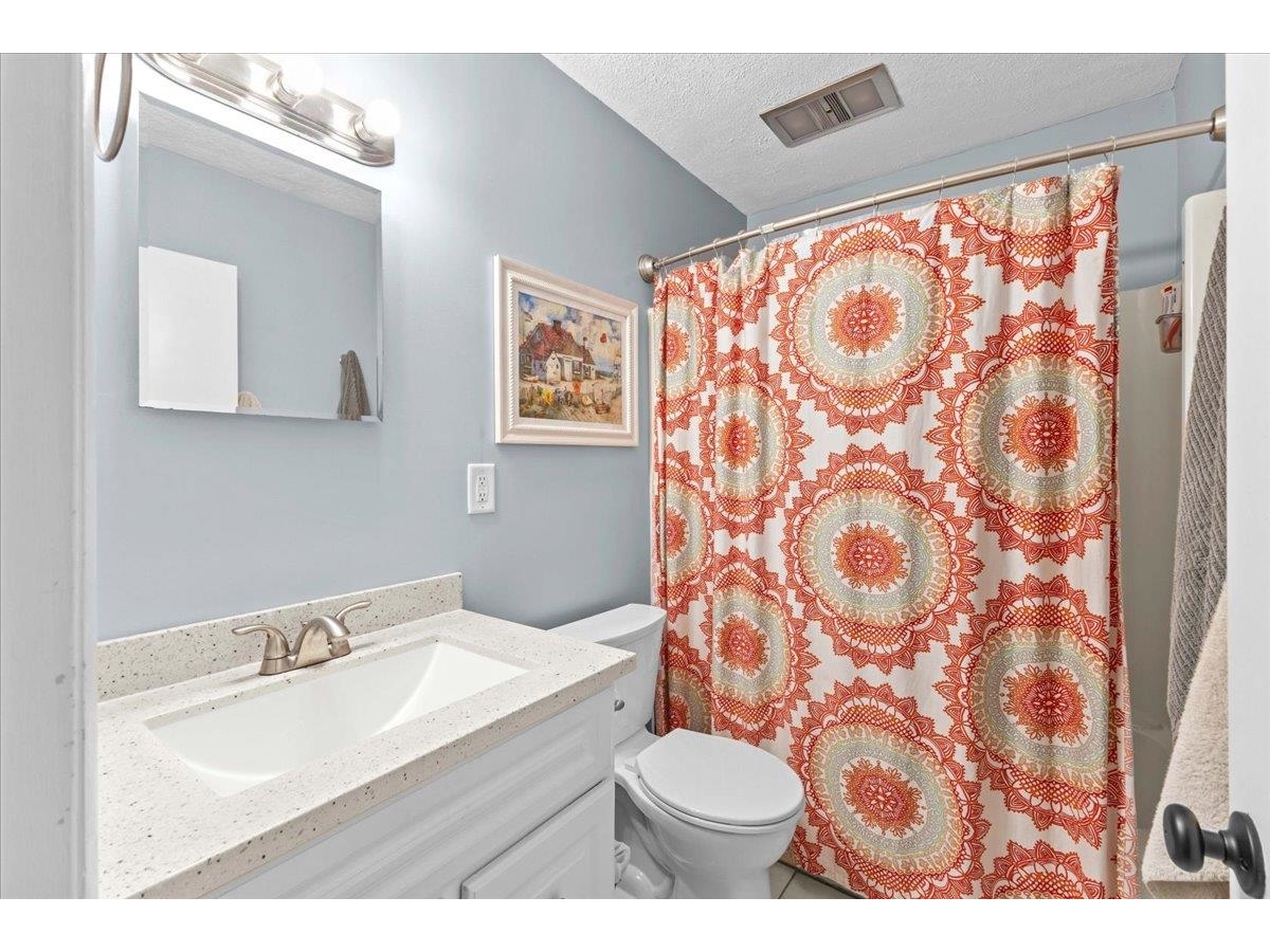 78 Sand Hill Road, Unit 27