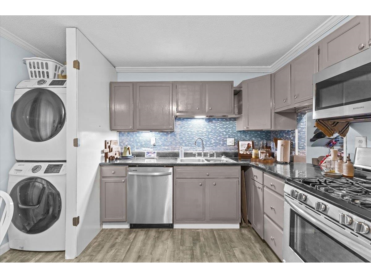 78 Sand Hill Road, Unit 27