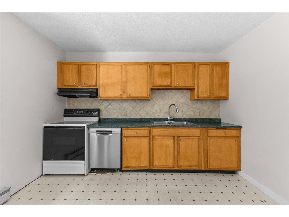 78 Sand Hill Road, Unit 6