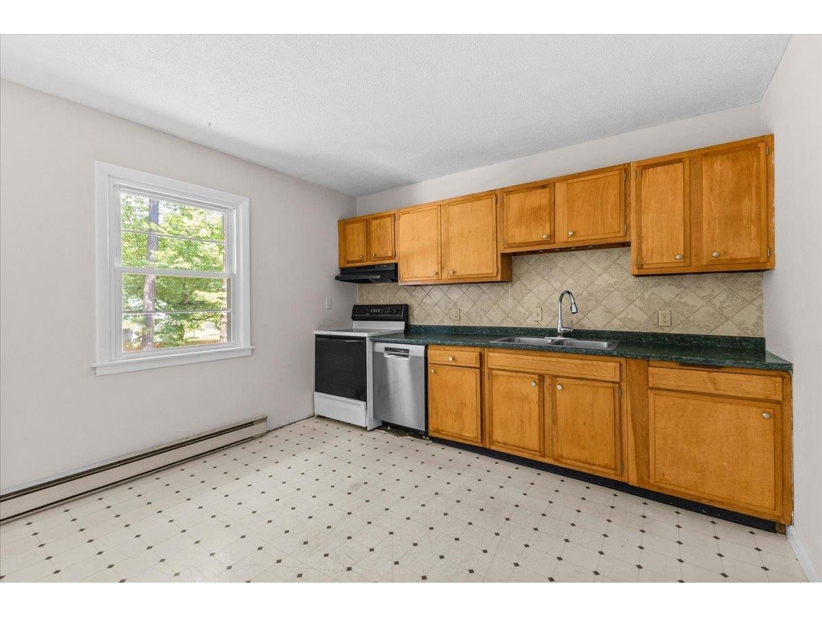 78 Sand Hill Road, Unit 6