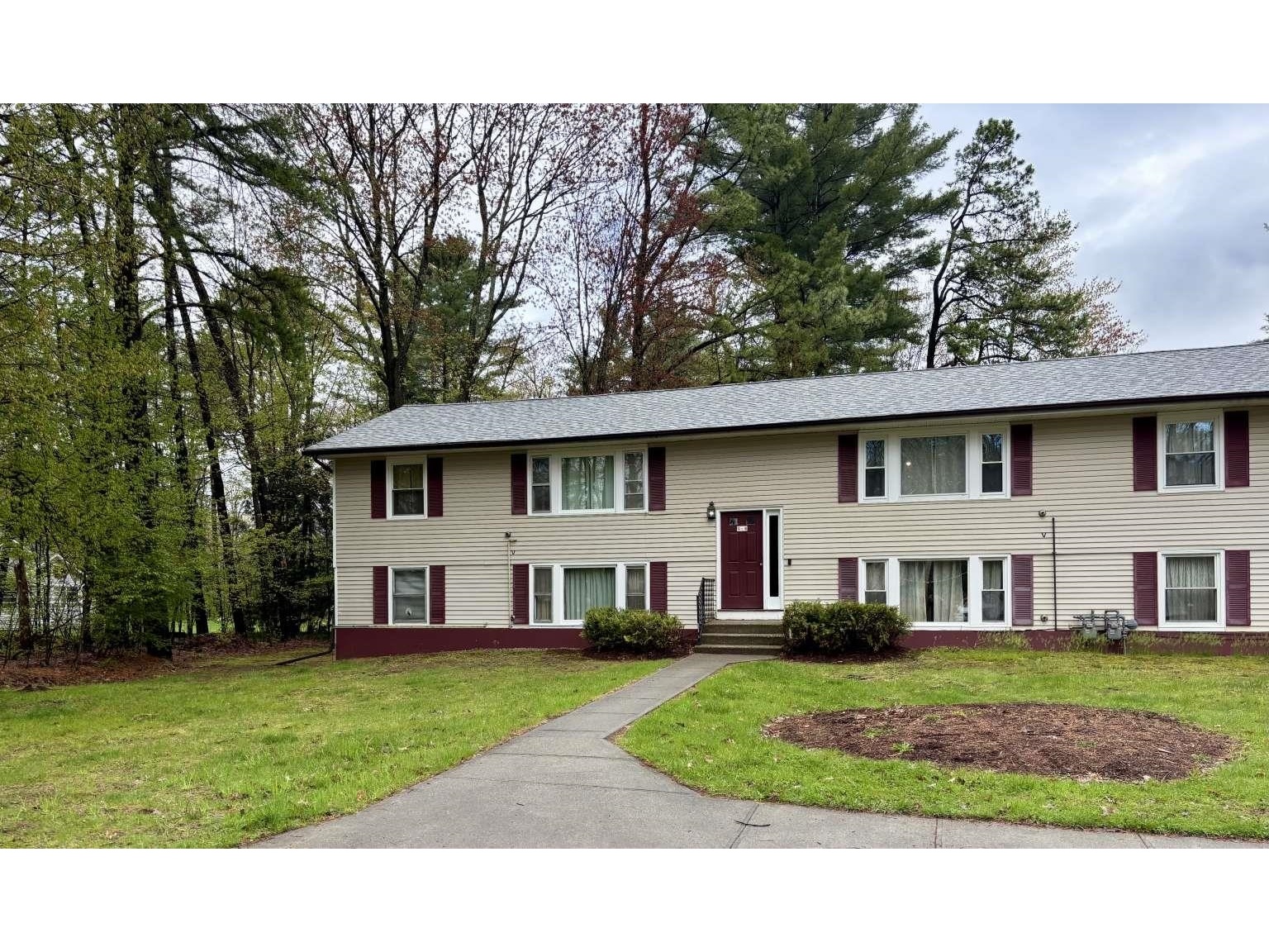 78 Sandhill Road, Unit 14