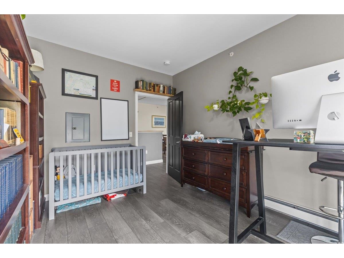 78 Severance Green, Unit 302
