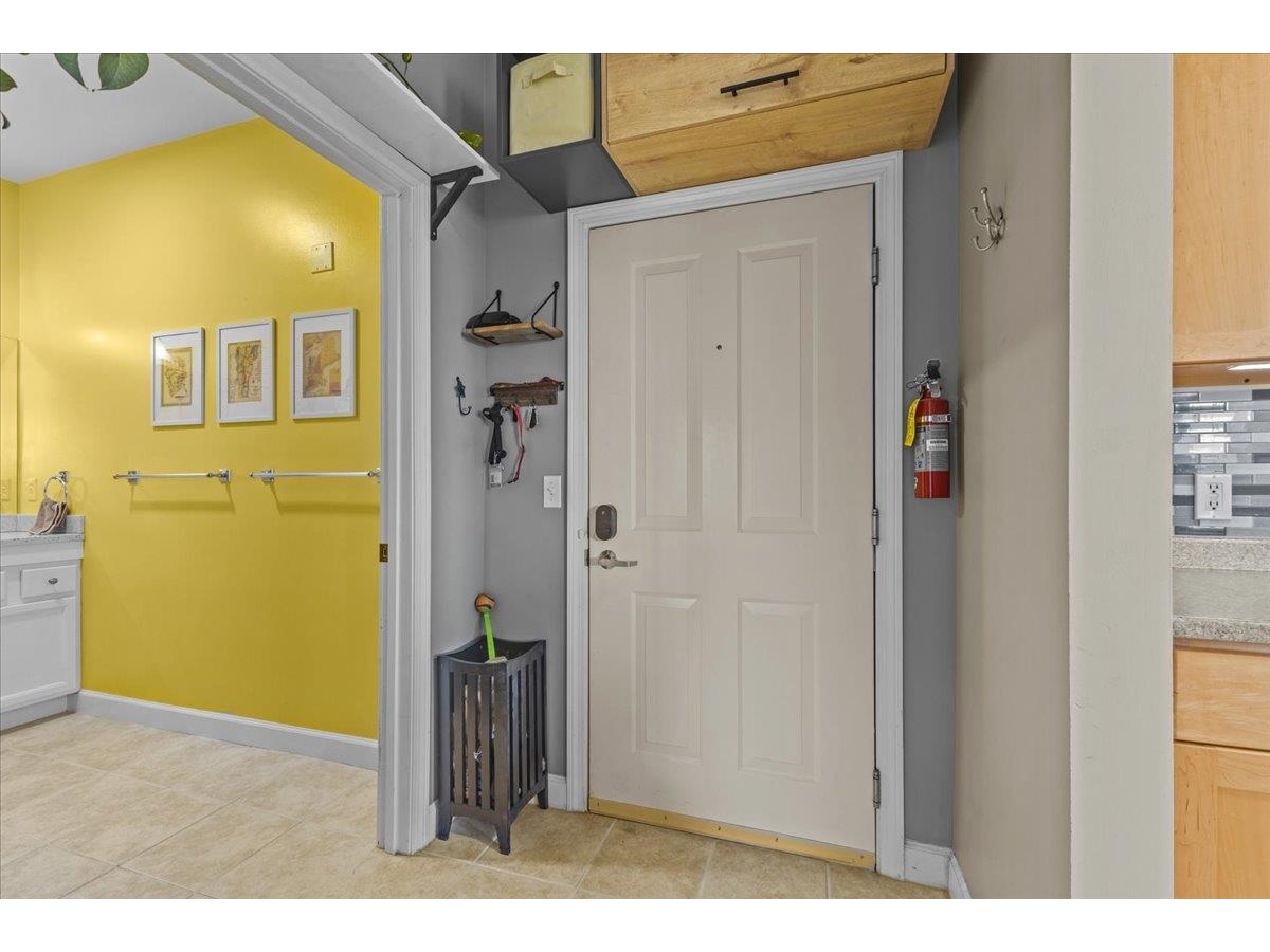 78 Severance Green, Unit 302