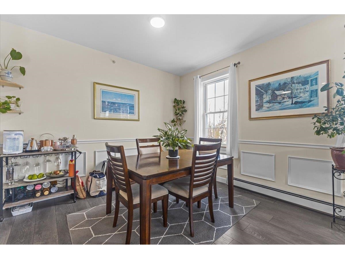 78 Severance Green, Unit 302