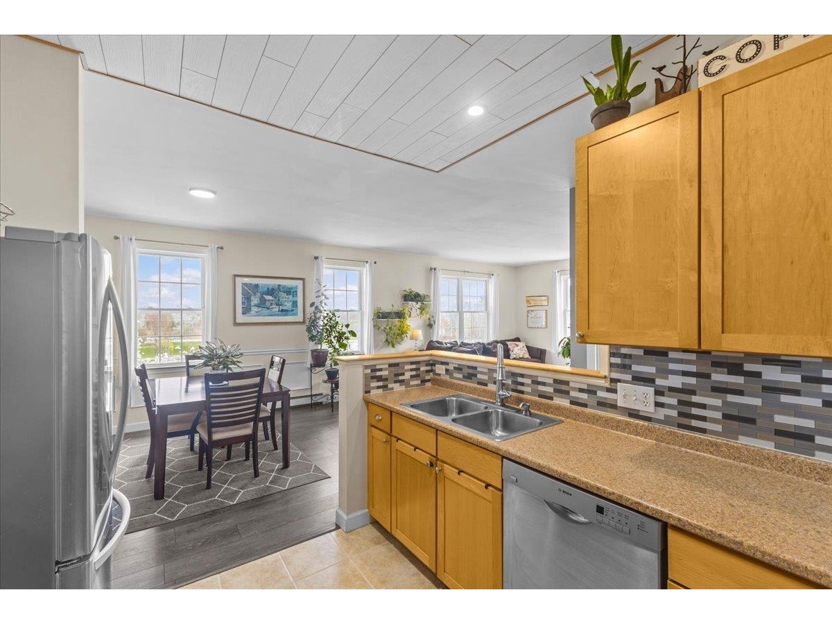78 Severance Green, Unit 302