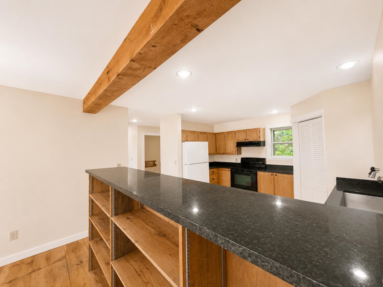 785 Leroux Road