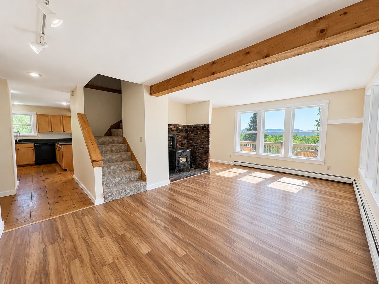 785 Leroux Road