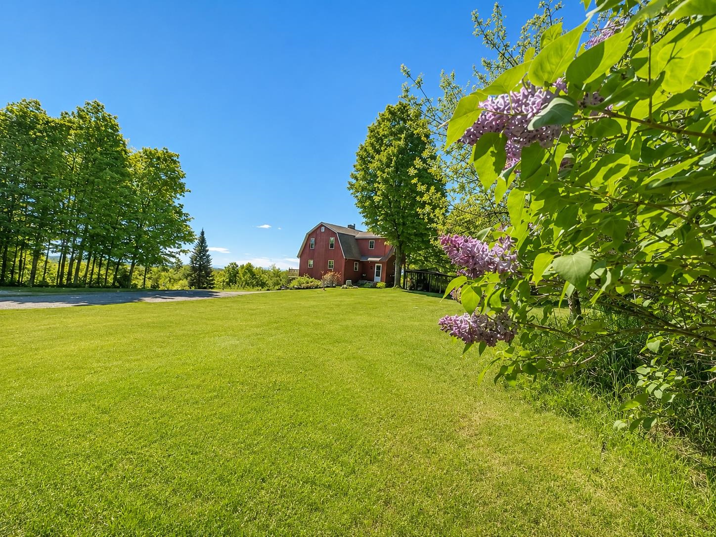 785 Leroux Road