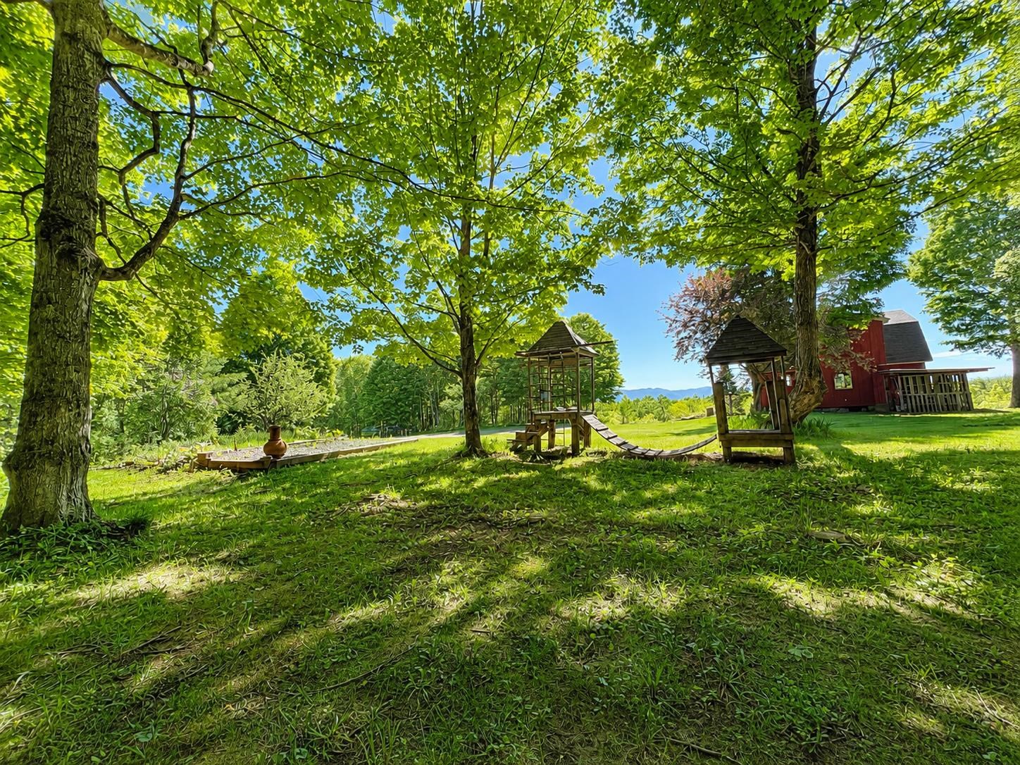 785 Leroux Road