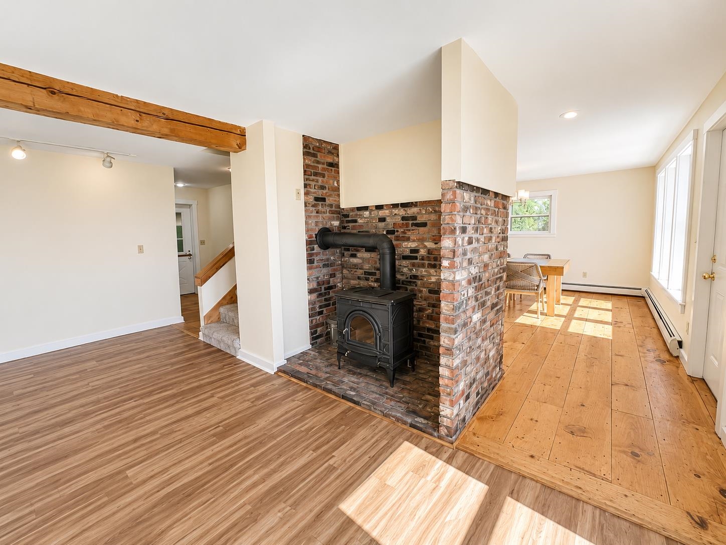 785 Leroux Road
