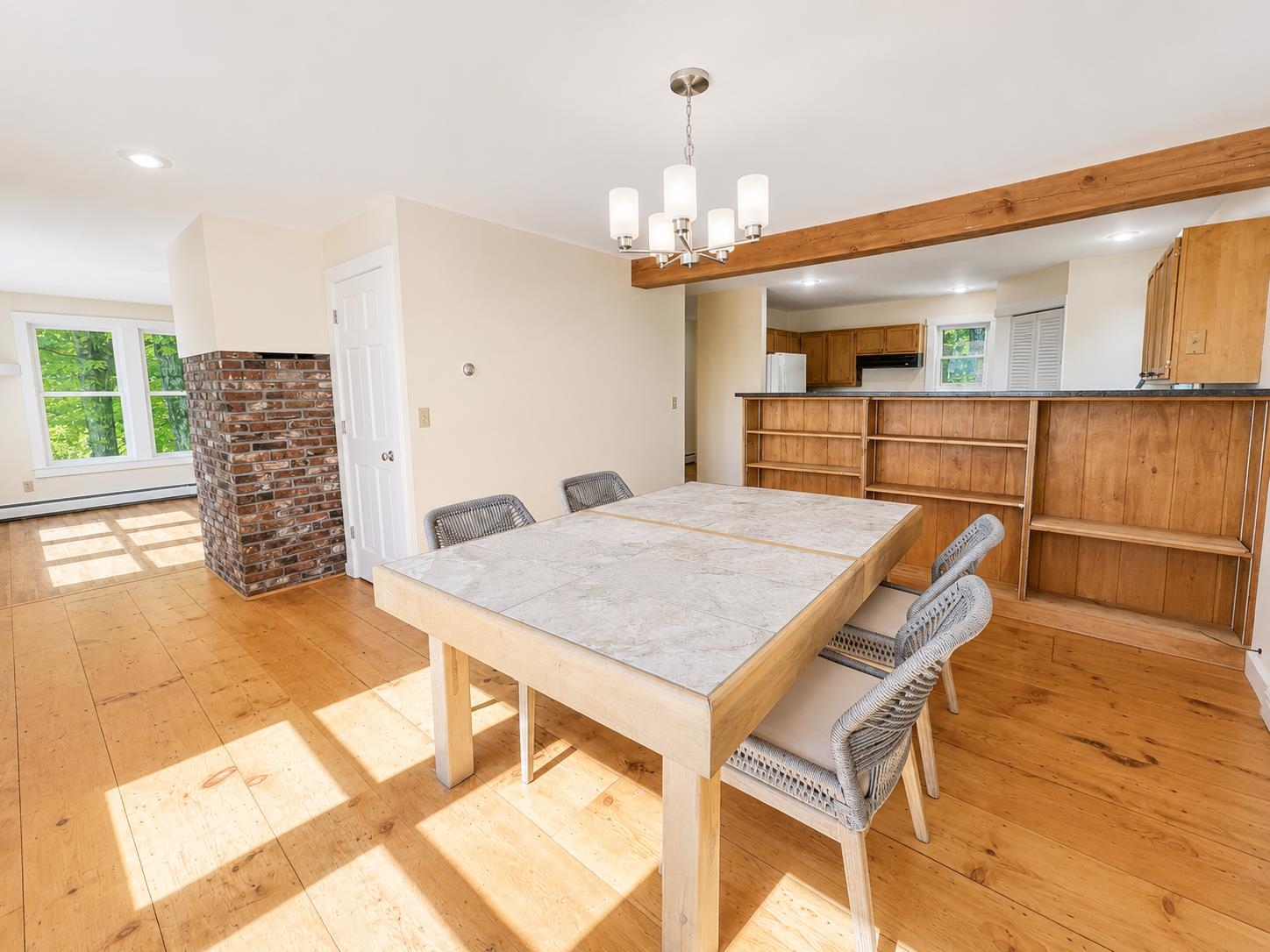 785 Leroux Road