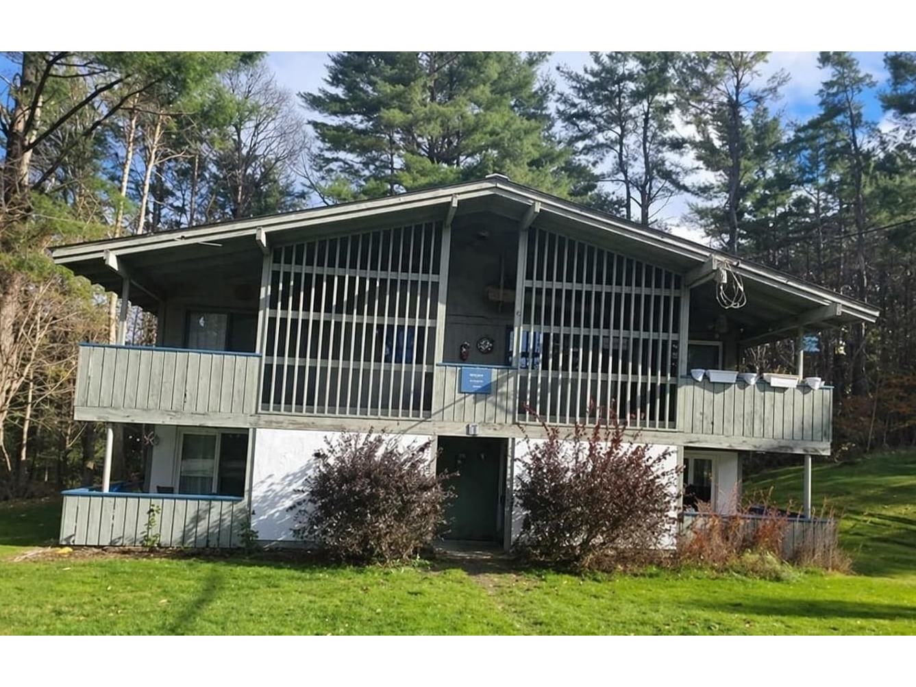 789 Ski Tow Road, West Windsor