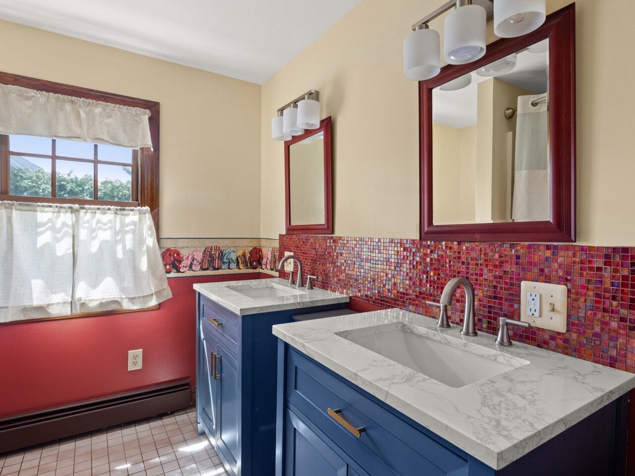 2nd Floor Guest Bath