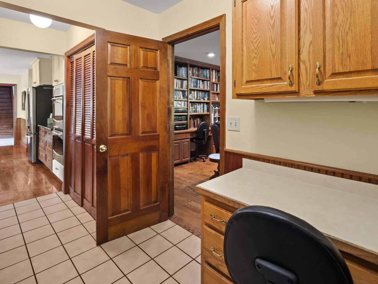 Built-in Desk