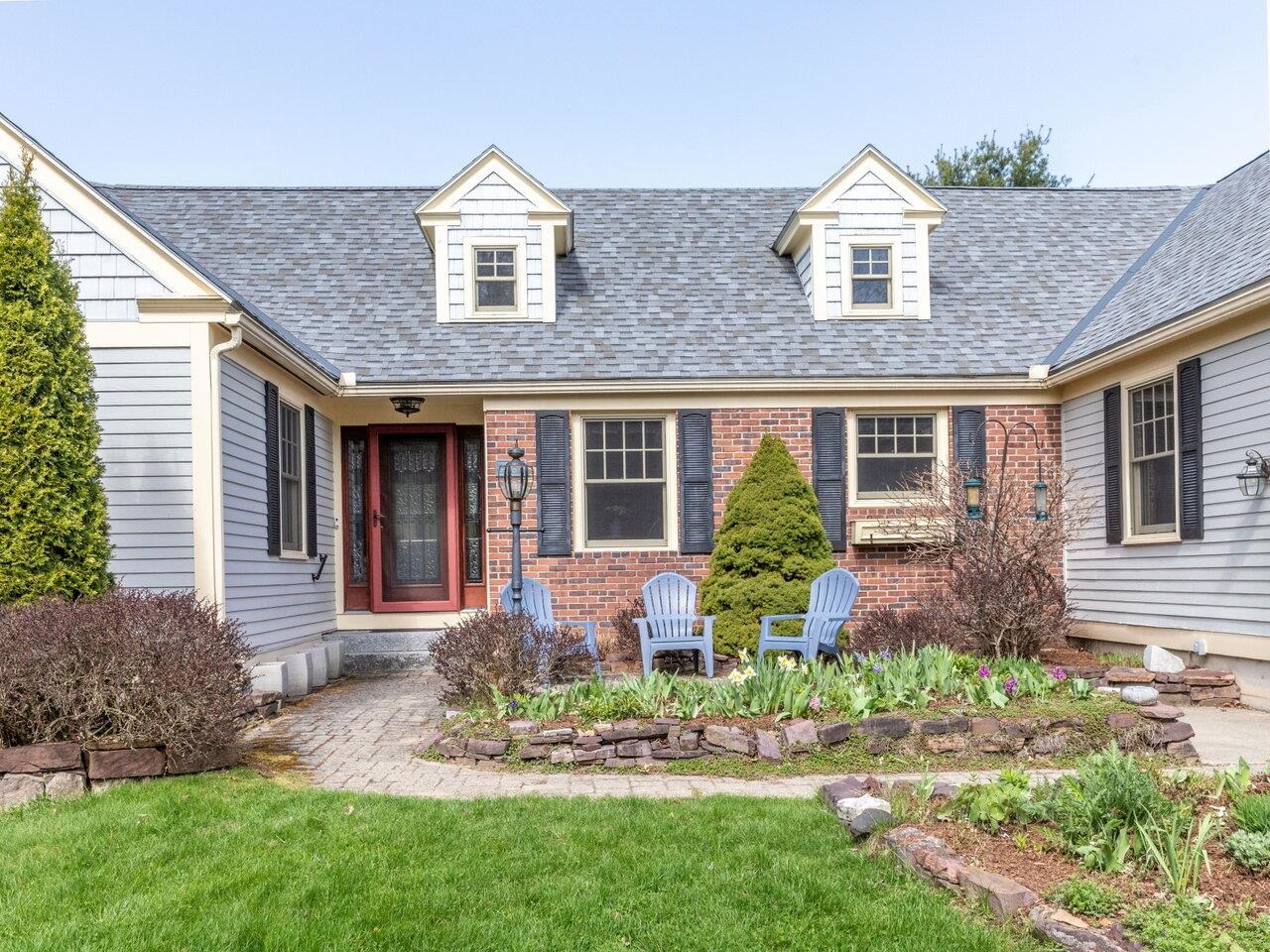 Extensive Landscaping