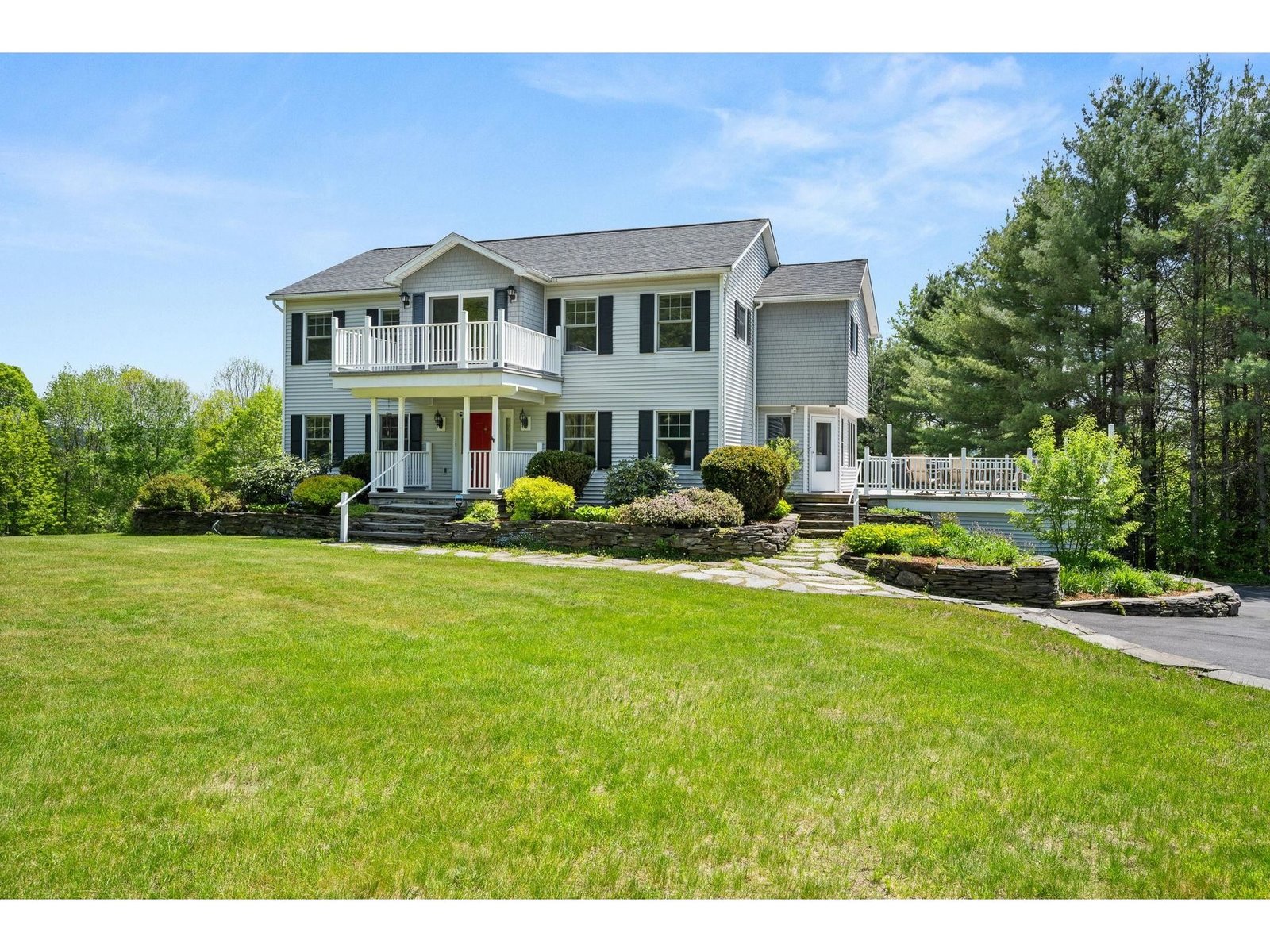 79 Apple Blossom Road